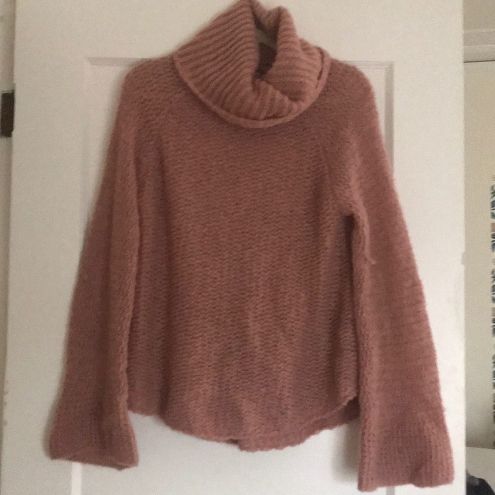 Blush bell sleeve Calypso sweater